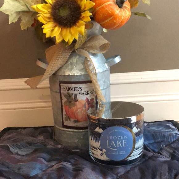 Bath & Body Works Other - Bath and Body Works 3 wick candle Frozen Lake